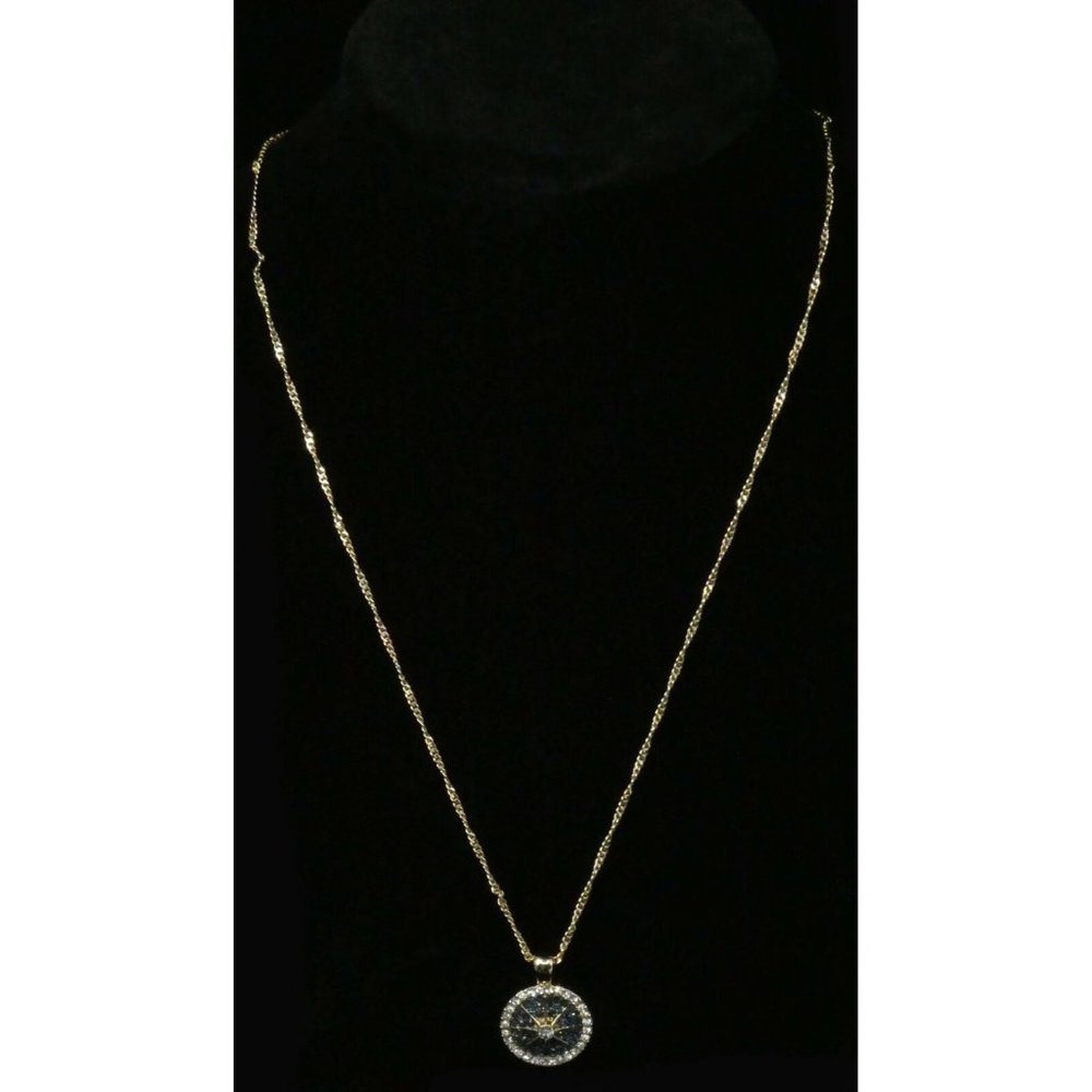Discover the Alluring NEW Gold-Tone Crystal Nautical Pendant Necklace - Picture 6 of 6
